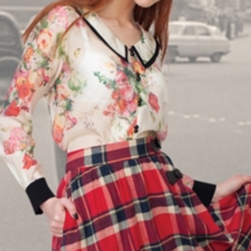 NWT Alice's Pig Nena's Nan Floral top